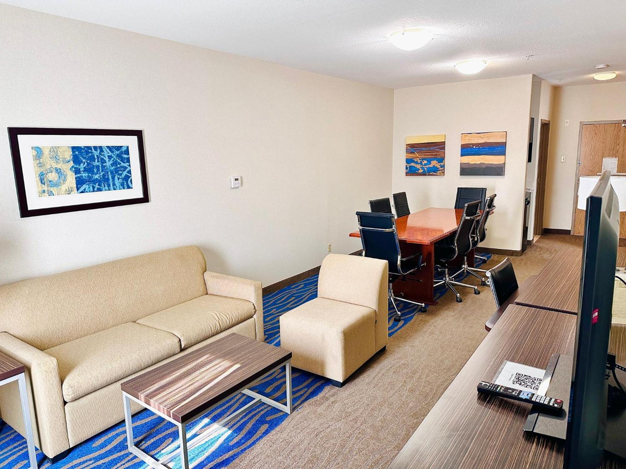Holiday Inn Hotel & Suites Regina By Ihg Εξωτερικό φωτογραφία