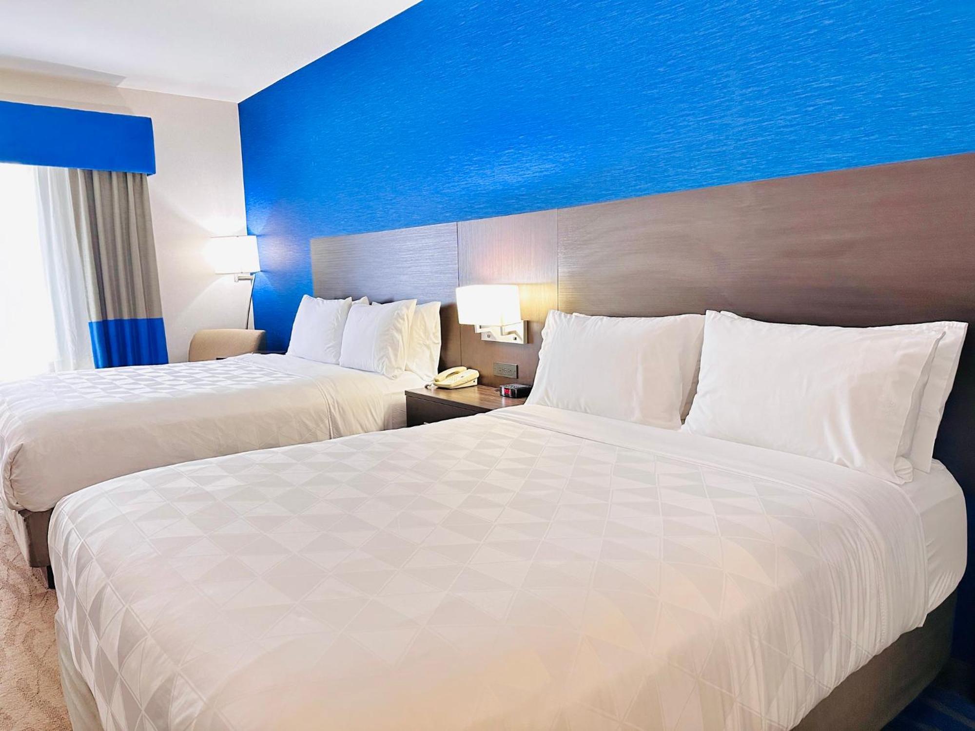 Holiday Inn Hotel & Suites Regina By Ihg Εξωτερικό φωτογραφία