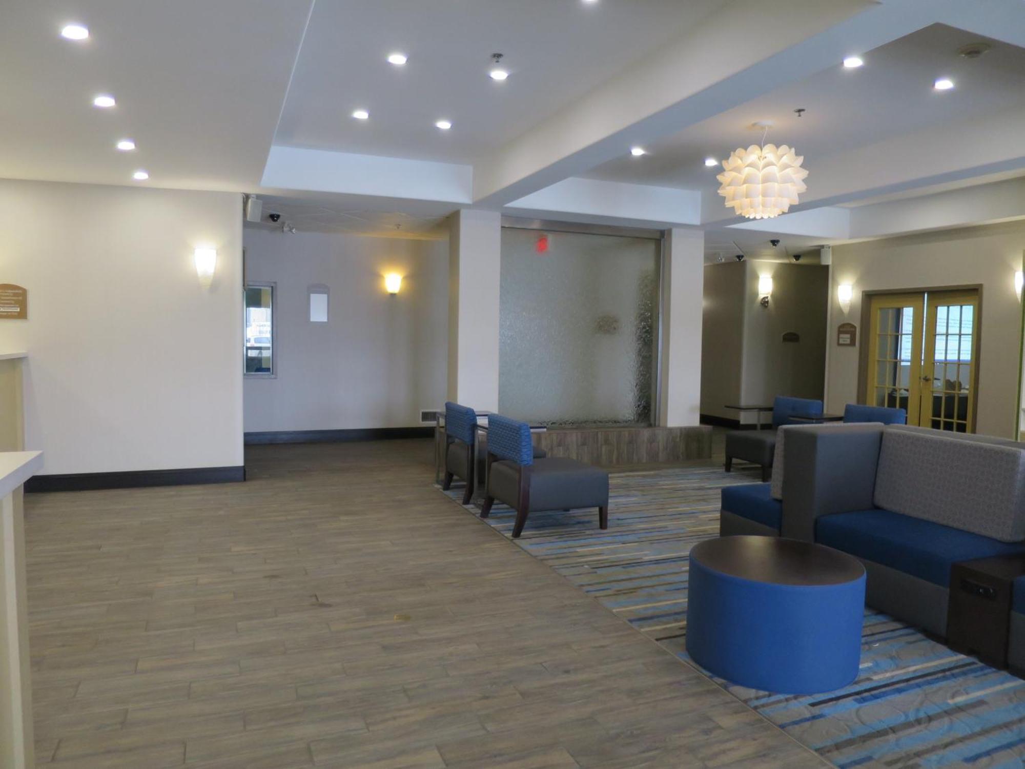 Holiday Inn Hotel & Suites Regina By Ihg Εξωτερικό φωτογραφία