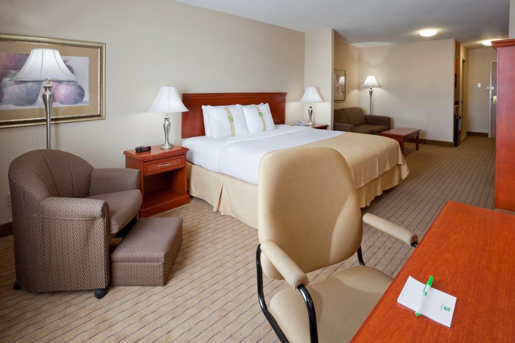 Holiday Inn Hotel & Suites Regina By Ihg Εξωτερικό φωτογραφία